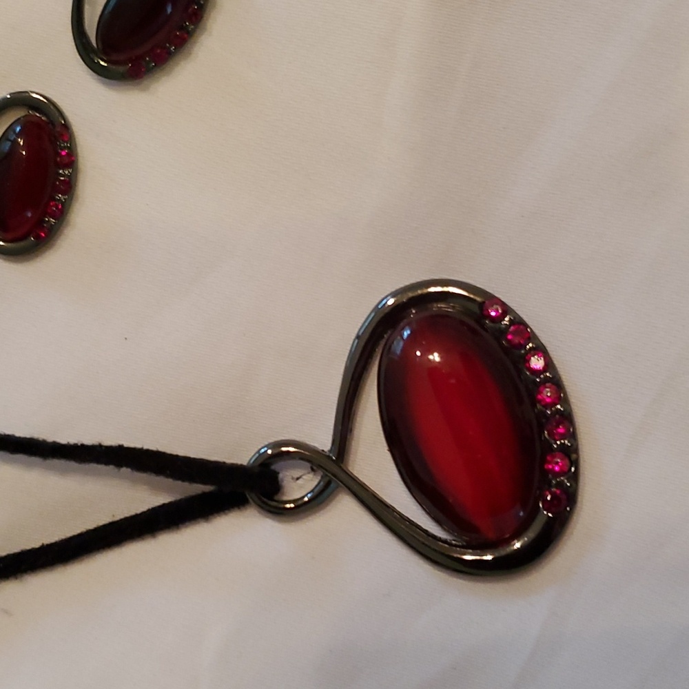 Necklace and Earring set
